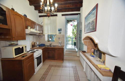 Traditional house by the sea - Foto 24