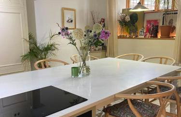 The Old Mint House F1 Silverstone Racetrack - Foto 16