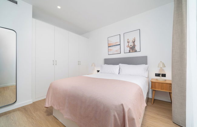 Limehome Barcelona Plaça Pirineus - Foto 4