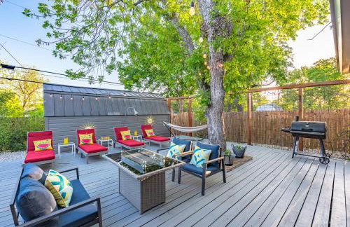 Serene POOL & Firepit in Stunning Home By Airport - Foto 64