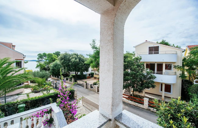 Comfortable Apartment With Balcony in a Quiet Area, Near the Beach - Foto 17