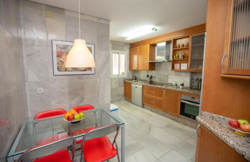 Villa Venecia, Apartamento de Lujo en 1º línea de playa + parking - Photo 30