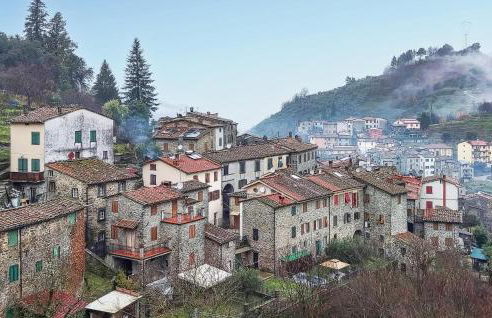 Nice Home In Borgo A Mozzano With Wifi - Foto 8