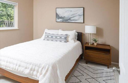 Contemporary Turnagain Townhome - Foto 3