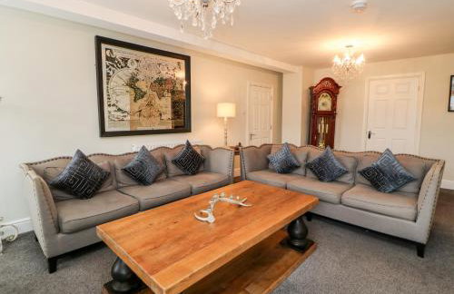 Castle keep at Stanhope Castle - Photo 9