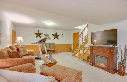 3 Mi to Dtwn Jefferson City Family Home with Deck - Foto 21