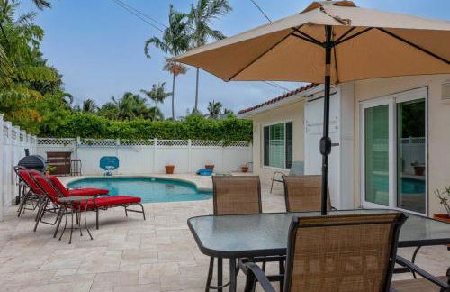 ~Villa Victoria Luxury! (Pool)~1 mile from beach - Foto 57