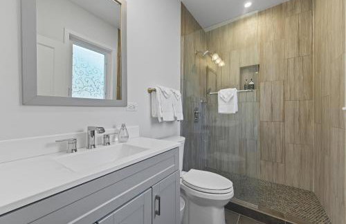Bright Modern 3Bed 2,5Bath Evanston Home withParking home - Foto 19