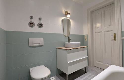 Stilvolle Moderne unter hohen Decken - Foto 2