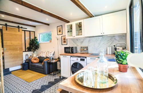 Exquisite tiny house with garden and air con - between Paris-Disneyland - 3mins from train station - Foto 3