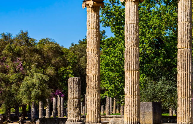 Entrada al yacimiento arqueológico de Olimpia - Foto 1