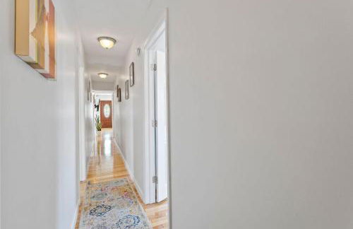 NEW! Quiet Family House near the Casino - Foto 29