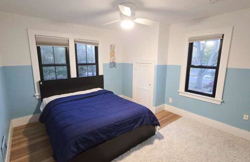 Recently Renovated 1924 DUTCH in Royal Oak - Foto 29