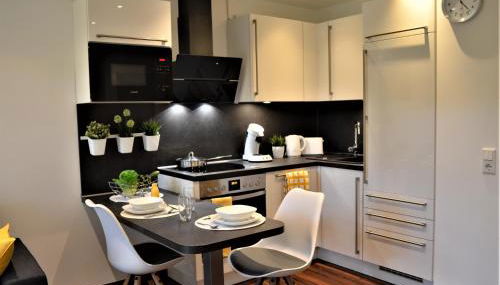 Charmante Zimmer Wohnung Stilvoll - Foto 2