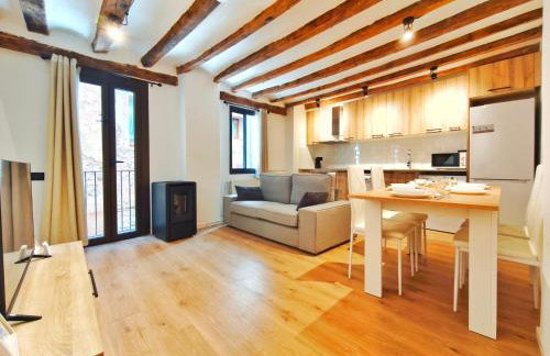 Casa en La Vila medieval de La Pobla de Lillet - Foto 1