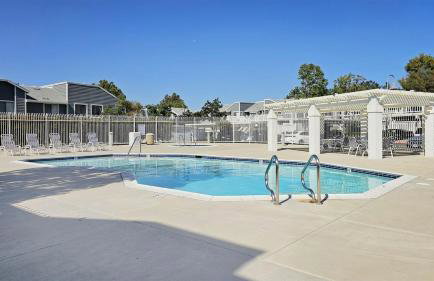 Charming 3BR - Prime Northwood Location - Foto 3