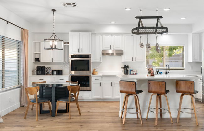 The Cardinal Walk to Stadium Pool Spa Sportcourt - Foto 11