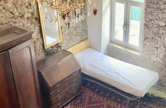 Casa Valentino in Via Liberale Isolabona Sleeps 8 Isolabona Italy - Foto 13