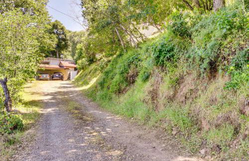 Private Hot Tub with Water Views Lower Lake Getaway - Foto 28