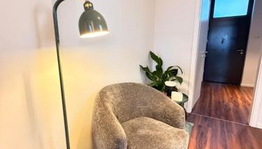 Fewo Fibi - Zentrale CityWohnung - 2 Schlafzimmer - 4 Betten - Küche - Ideal für Familien - Foto 2