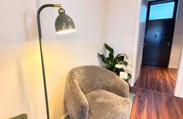 Fewo Fibi - Zentrale CityWohnung - 2 Schlafzimmer - 4 Betten - Küche - Ideal für Familien - Foto 2