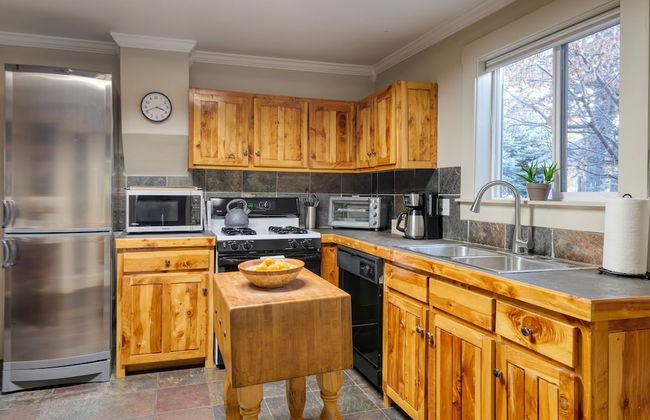 Riverfront Bend by Avantstay Private Dock Kayaks Large Yard w Views Hot Tub - Foto 11