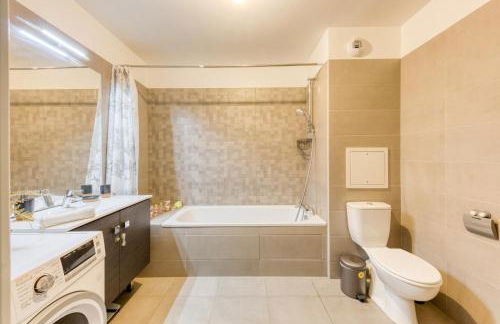 Charmant appartement de haut standing proche du centre-ville - Foto 17