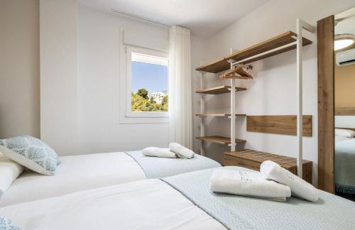 Sur Suites del Sol Apartamento 3 hab y 2 wc con gran terraza y piscina a pasos de la playa - Photo 39