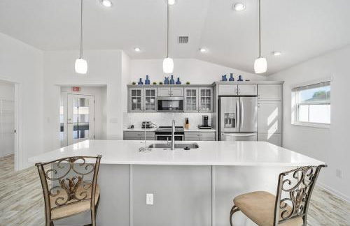 Spacious 3BR in Alden Bungalows with Golf Cart, Fully Fenced - Foto 26