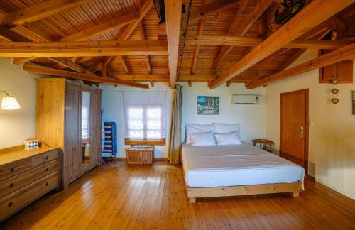 First in the sea with amazing view house - Photo 35