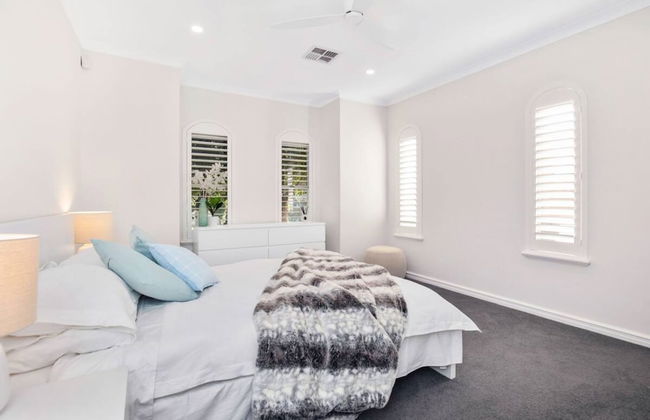 Idyllic Modern Scarborough Home Fireplace BBQ - Foto 1