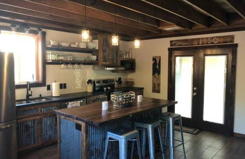 Pleasant Valley Farm Dairy Barn writer's retreat - Foto 6