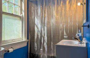 Spacious 3 Bedroom Sleeps 12 with 7 Beds plus Parking - Foto 14