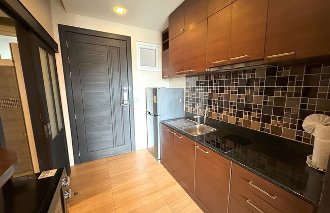 Sea and Sky Condominium by Lofty - Photo 12