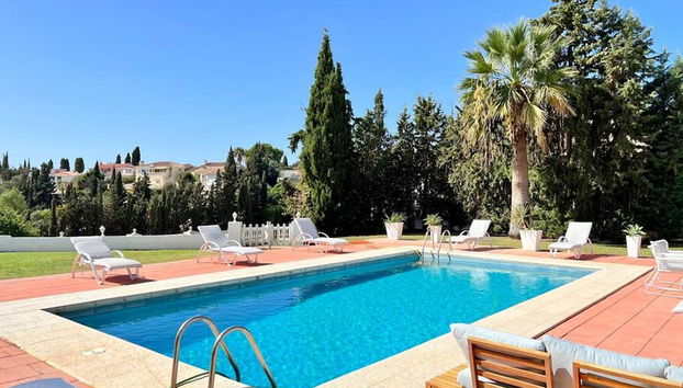 Beautiful Villa With Pool Scenic Views Sleeps 8 - Photo 2, Chambre