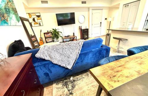 FuLLy LoAdeD ReSerVaTioN 3bed 2ba w Parking - Photo 49