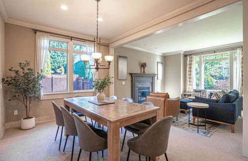 Kirkland's Expansive Custom-Built Family Haven Near Juanita - Foto 9