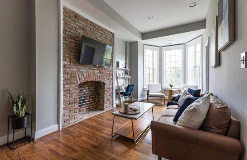 Luxury 3BR with Parking in Heart of DC - Steps to Metro - Foto 32