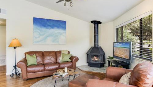 Lakefront Treehouse on Lake Travis Pool & Hot Tub - Foto 5