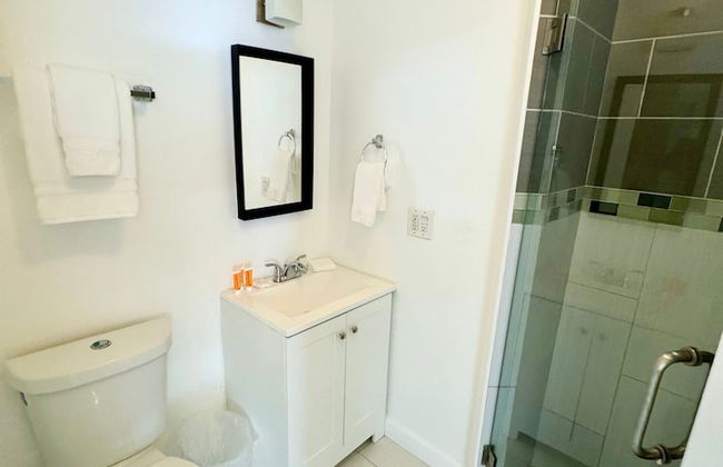 Islands Inn on the Drive - Sunset Suite - King Bed - B1 - Foto 5