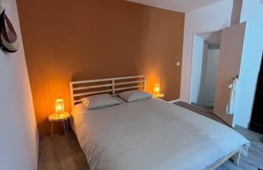 Les Vans - Charmant appartement au cœur du village - Foto 8