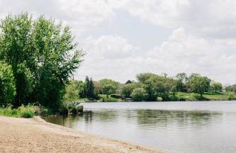 Luxury Lake Home With Dock - Foto 29