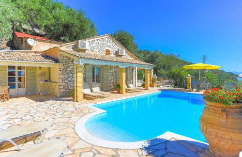 Viilla Kefalaki Superb Sceneries and Views Private Pool - Photo 2