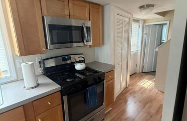 Oakland Beach Cottage - Sleeps up to 4 - Foto 9