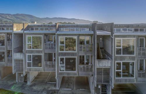 Oceanfront Bliss King Suite & Pet-Friendly Stay - Foto 6