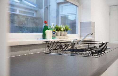 Sweet Home with Backyard in Howden-le-Wear for 3 - Foto 15