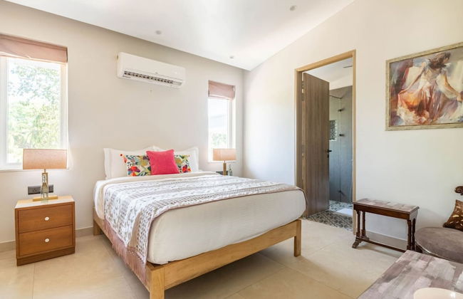 Aria - Lux 5BR Villa in Anjuna Perfect for Groups - Photo 35