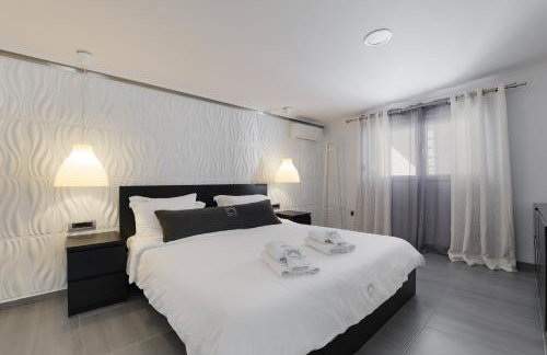 White Luxury Villa - Foto 26