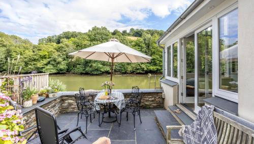 Duck Cottage - Waters Edge, Exclusive Village Location - Foto 3