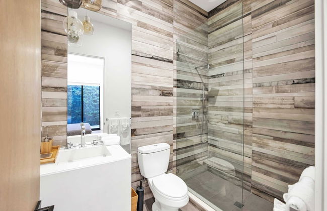 LA Villa by Avantstay Walk to The Grove LA - Photo 35